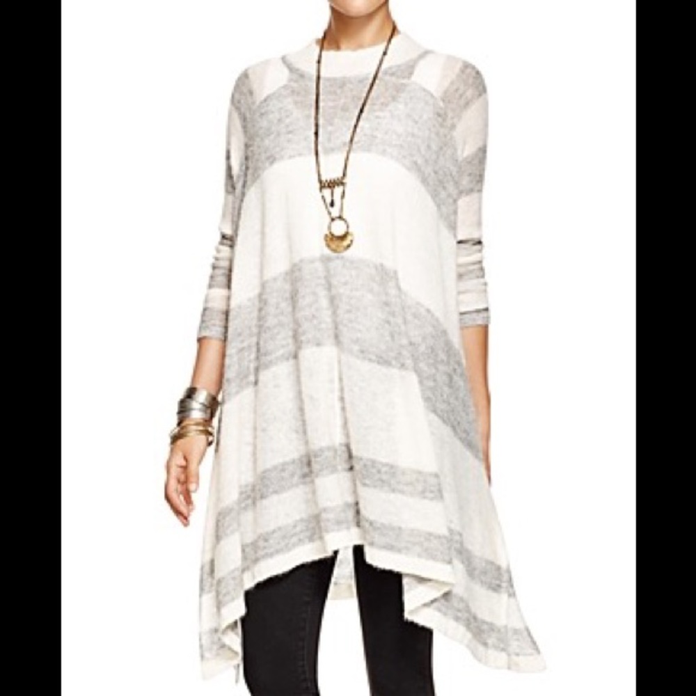 Free people oversized sweater poncho